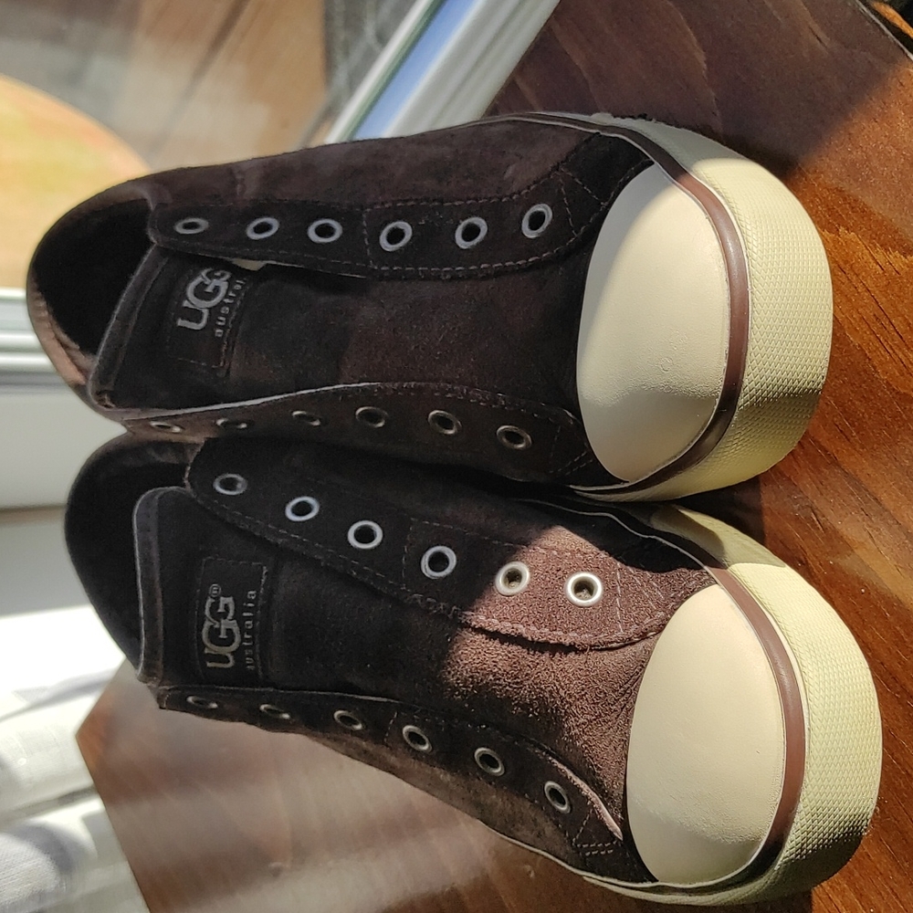 Chocolate Brown Ugg Larla Laceless Sheepskin Lined slip-on shoes 8